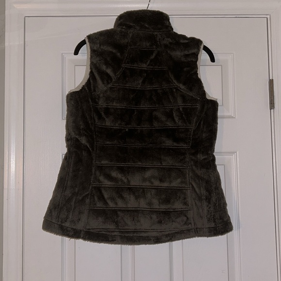 The North Face Women's White & Brown Vest reversable  (like new) - Picture 4 of 6